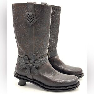 Fendi Brown Tooled Leather Flower Western Boots